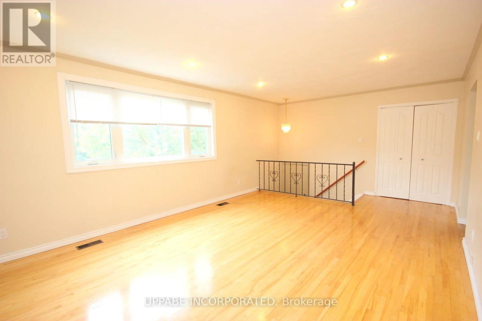Unit 1 - 376 Tremblay Road, Ottawa, Ontario  K1G 0B5 - Photo 5 - X12420046