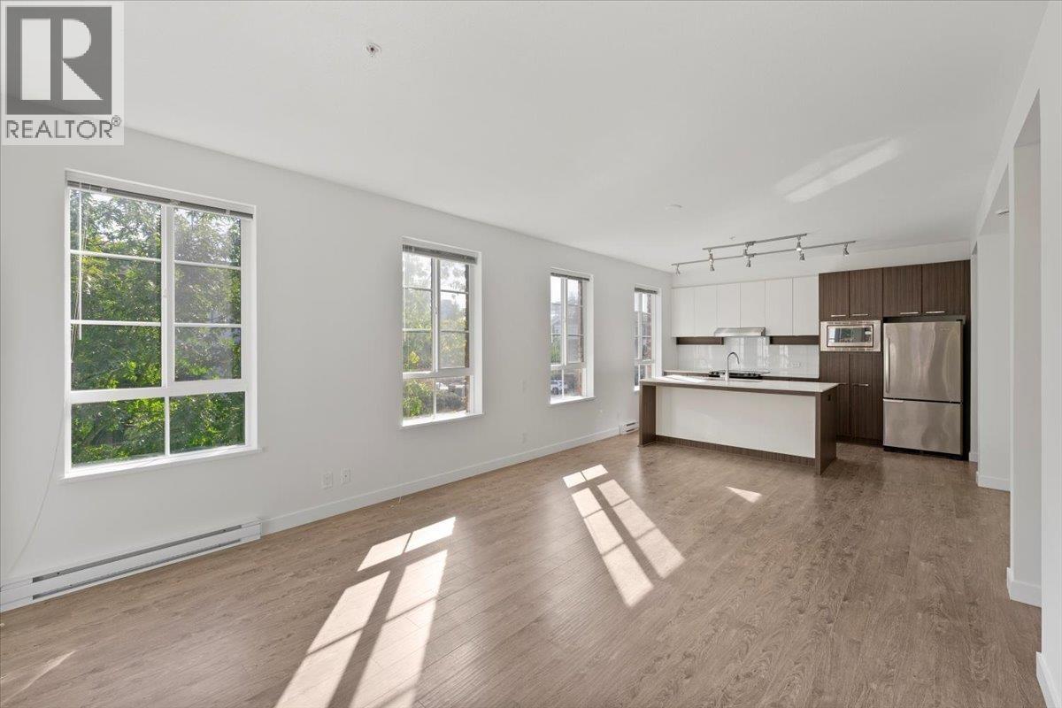 215 545 Foster Avenue, Coquitlam, British Columbia  V3J 0B3 - Photo 8 - R3050719