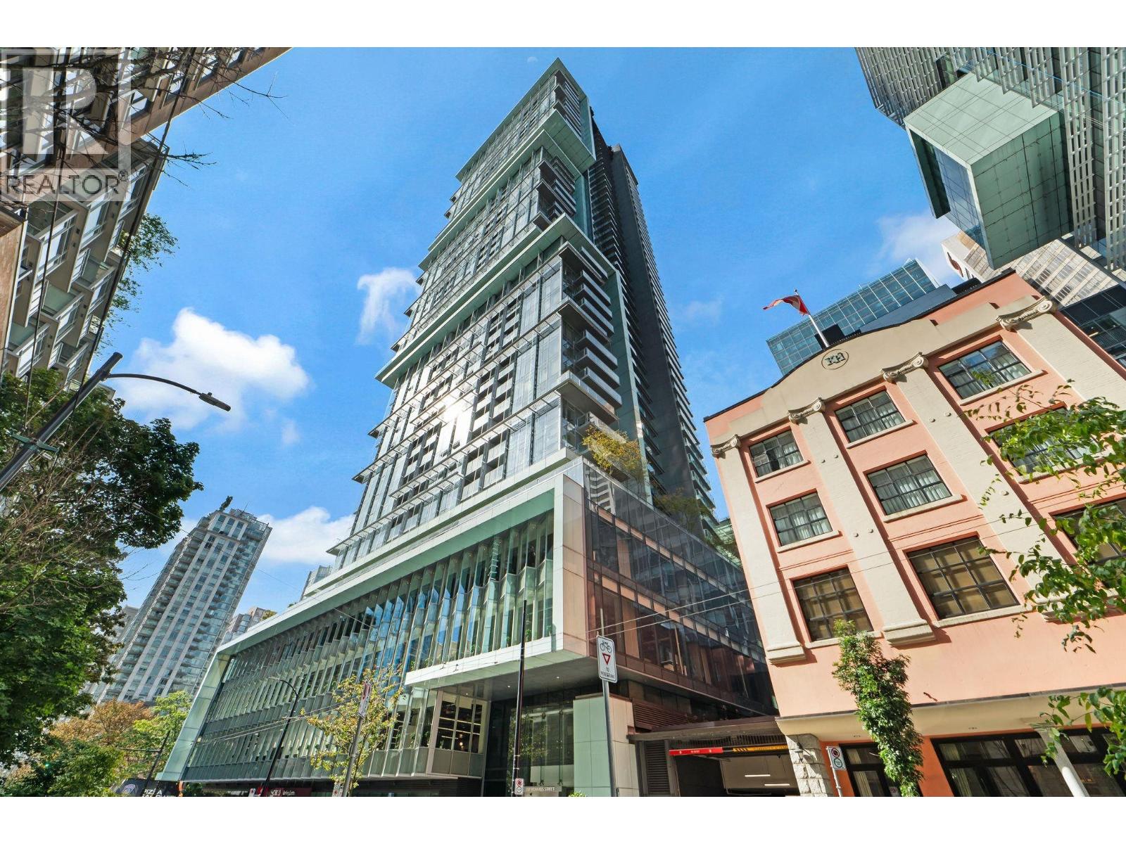 4201 777 Richards Street, Vancouver, British Columbia  V6B 0M6 - Photo 1 - R3050727