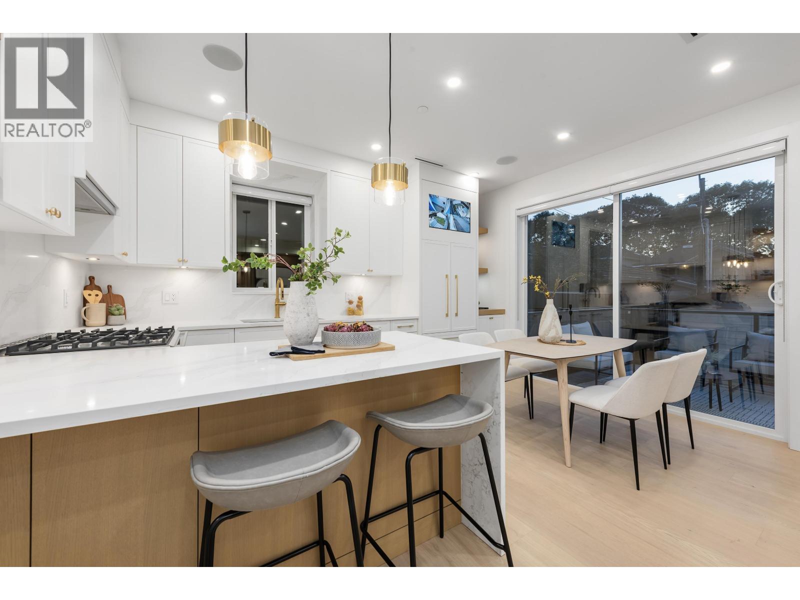 2 4855 Dumfries Street, Vancouver, British Columbia  V5N 3T8 - Photo 12 - R3050730