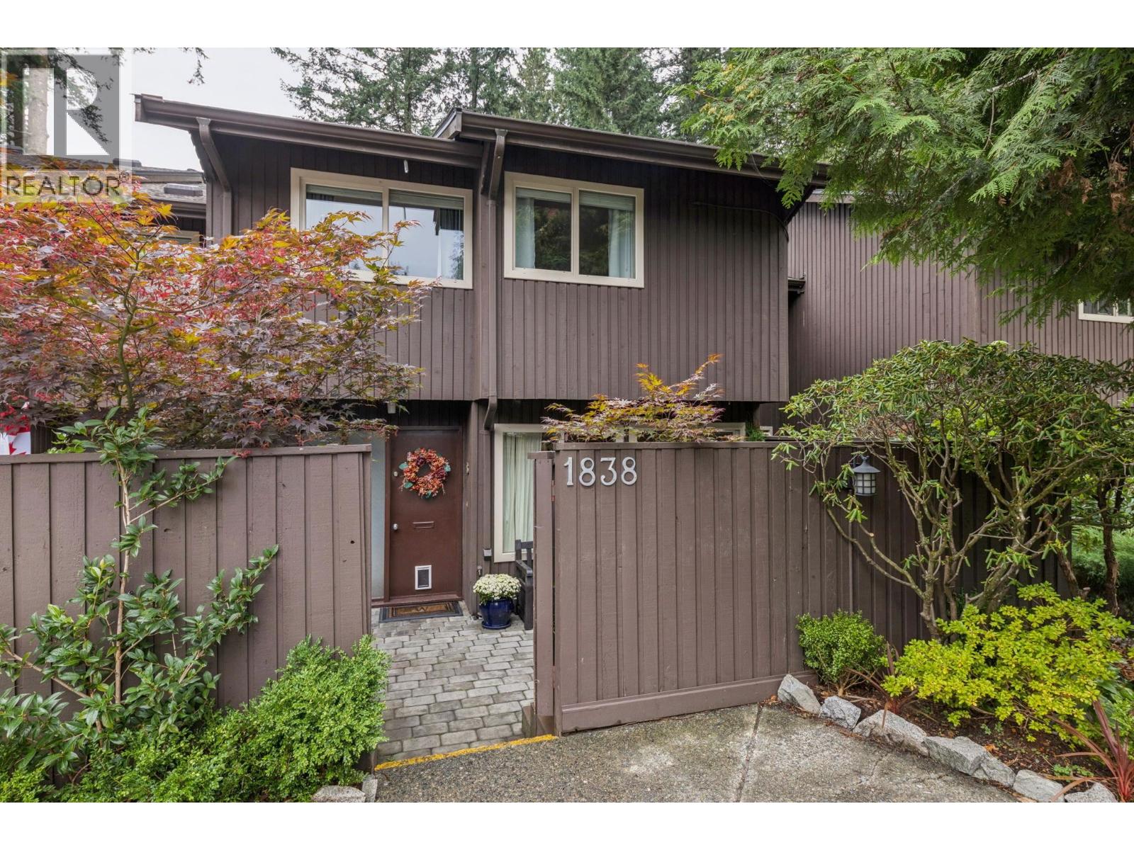 1838 PURCELL WAY, North Vancouver, British Columbia