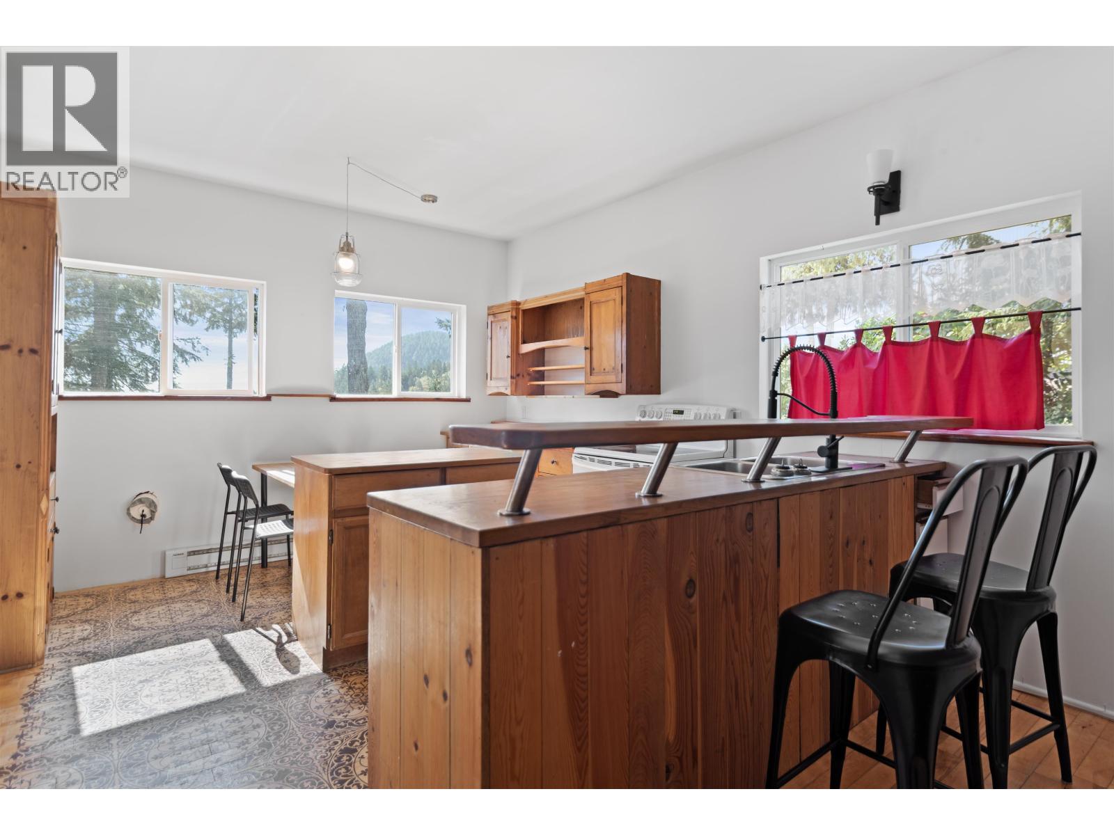163 Pike Road, Langdale, British Columbia  V0N 1V6 - Photo 11 - R3050771