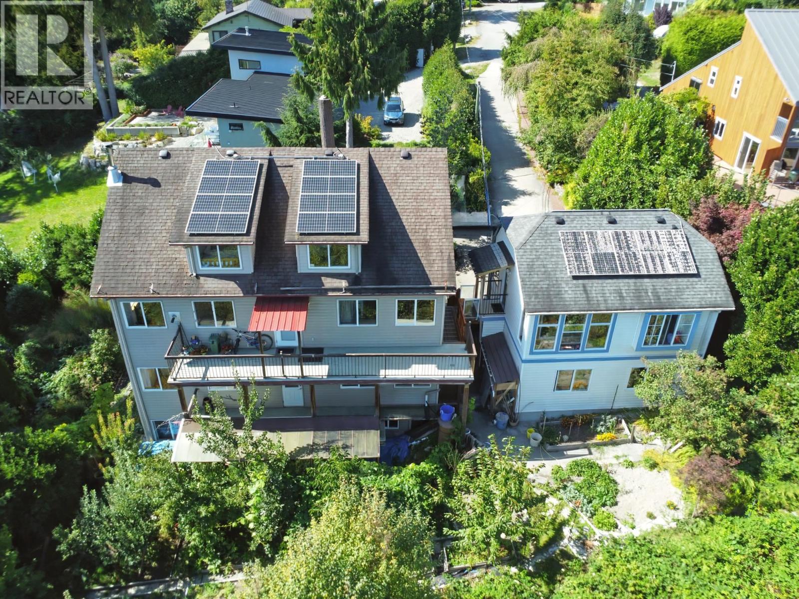 163 Pike Road, Langdale, British Columbia  V0N 1V6 - Photo 2 - R3050771