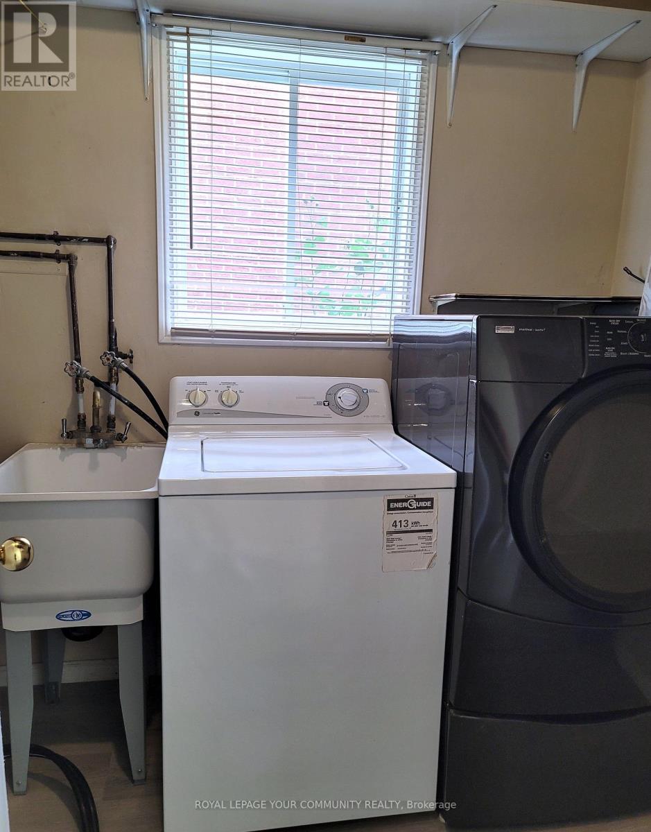 Bsm - 432 Parkwood Avenue, Bradford West Gwillimbury, Ontario  L3Z 2W9 - Photo 12 - N12419929