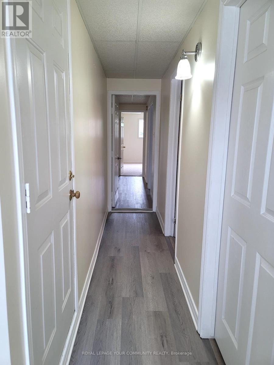 Bsm - 432 Parkwood Avenue, Bradford West Gwillimbury, Ontario  L3Z 2W9 - Photo 2 - N12419929