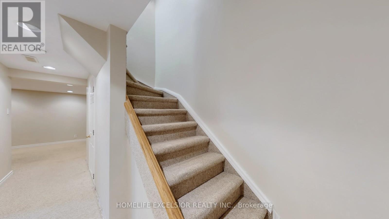 1 - 579 Gibney Crescent, Newmarket, Ontario  L3X 1Y3 - Photo 27 - N12420005