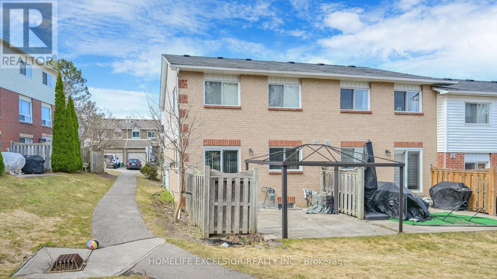1 - 579 Gibney Crescent, Newmarket, Ontario  L3X 1Y3 - Photo 33 - N12420005