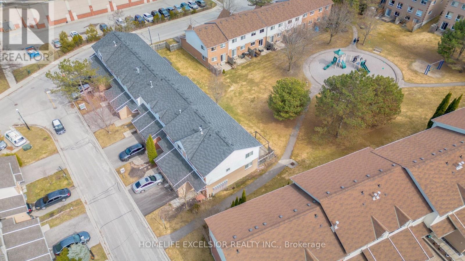 1 - 579 Gibney Crescent, Newmarket, Ontario  L3X 1Y3 - Photo 35 - N12420005