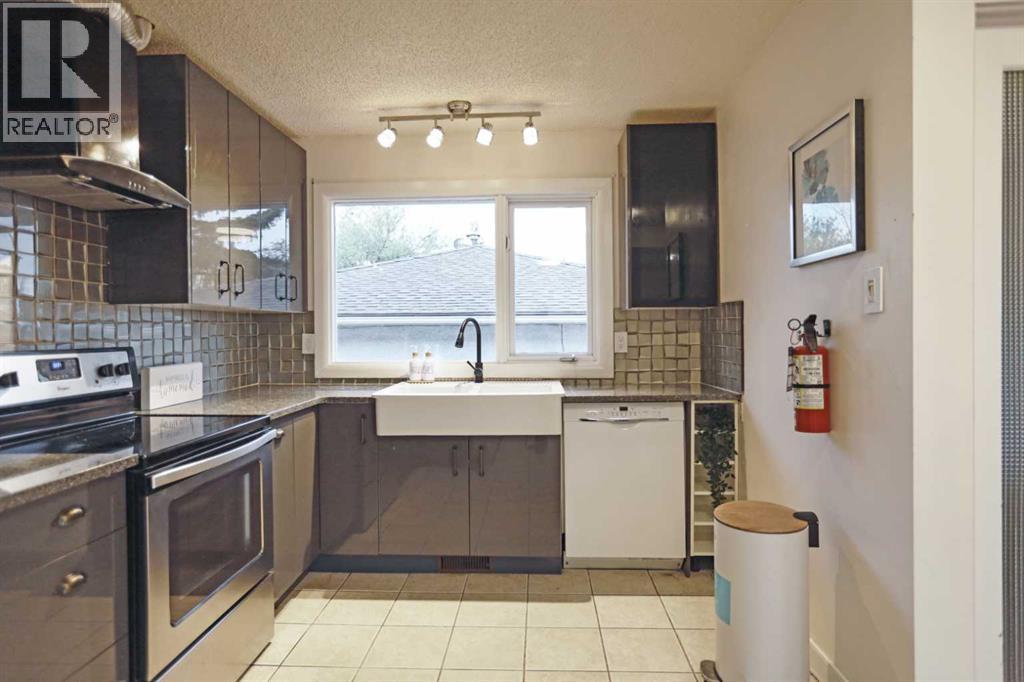 4504 14 Street Nw, Calgary, Alberta  T2K 1J6 - Photo 8 - A2219124
