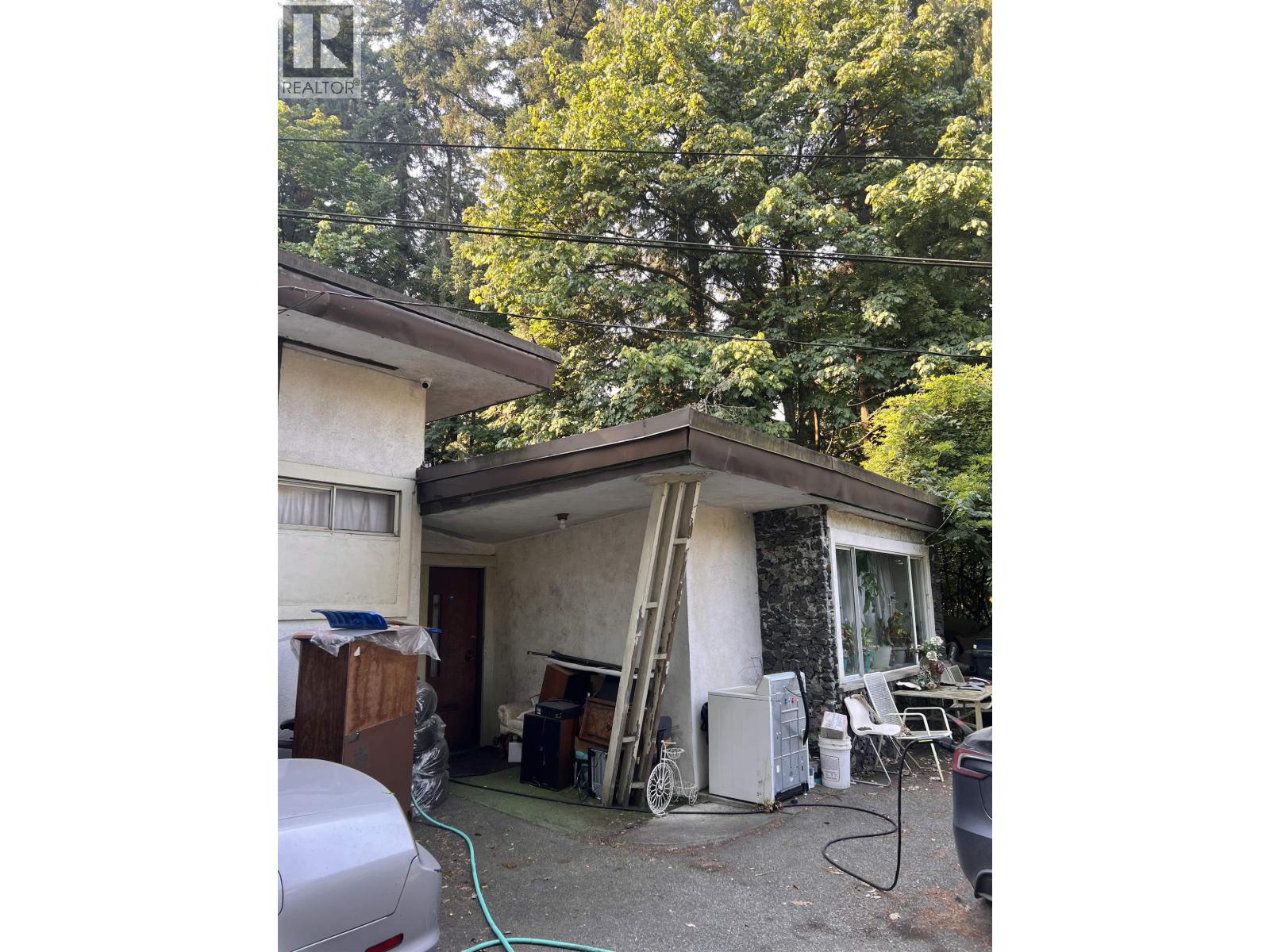 1320 AUSTIN AVENUE, Coquitlam, British Columbia