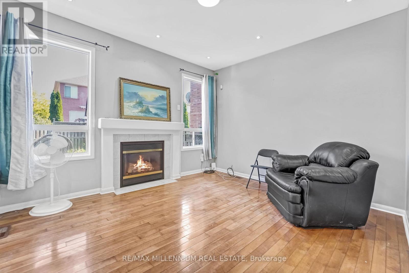1250 Galesway Boulevard, Mississauga, Ontario  L5V 3B2 - Photo 8 - W12419875