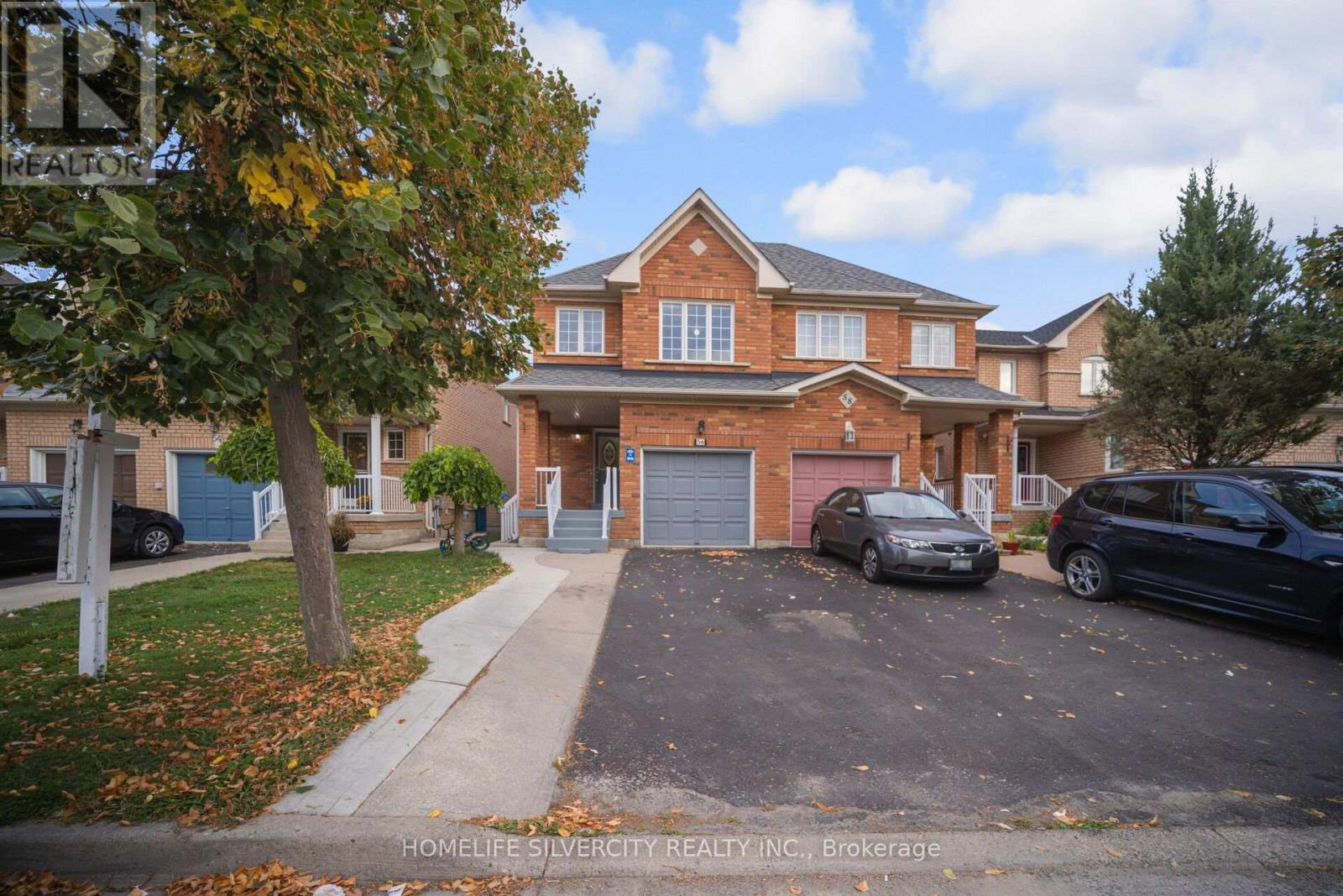 56 Cadillac Crescent S, Brampton, Ontario  L7A 3B6 - Photo 1 - W12419890