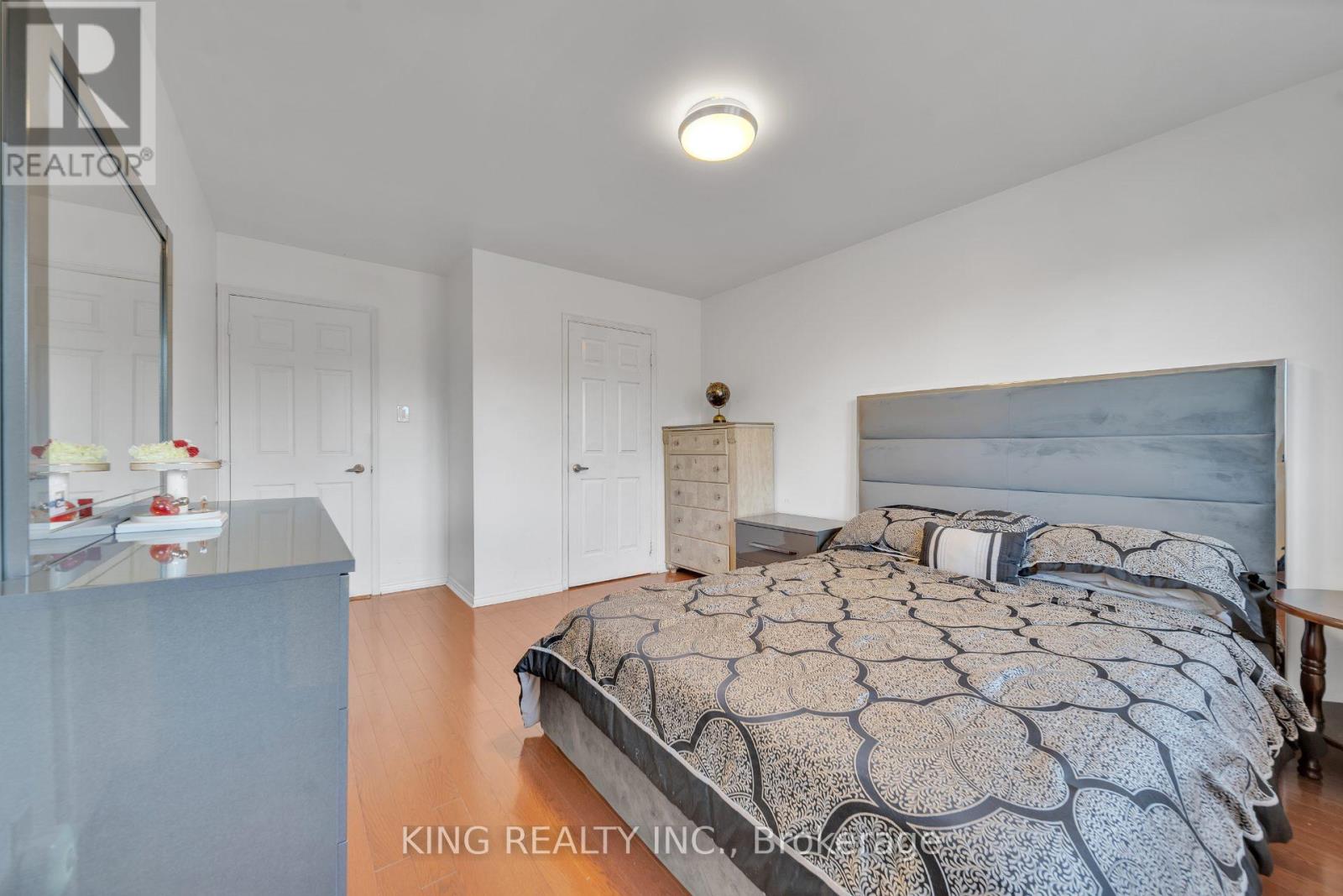 2606 Ambercroft Trail, Mississauga, Ontario  L5M 4K3 - Photo 40 - W12419914