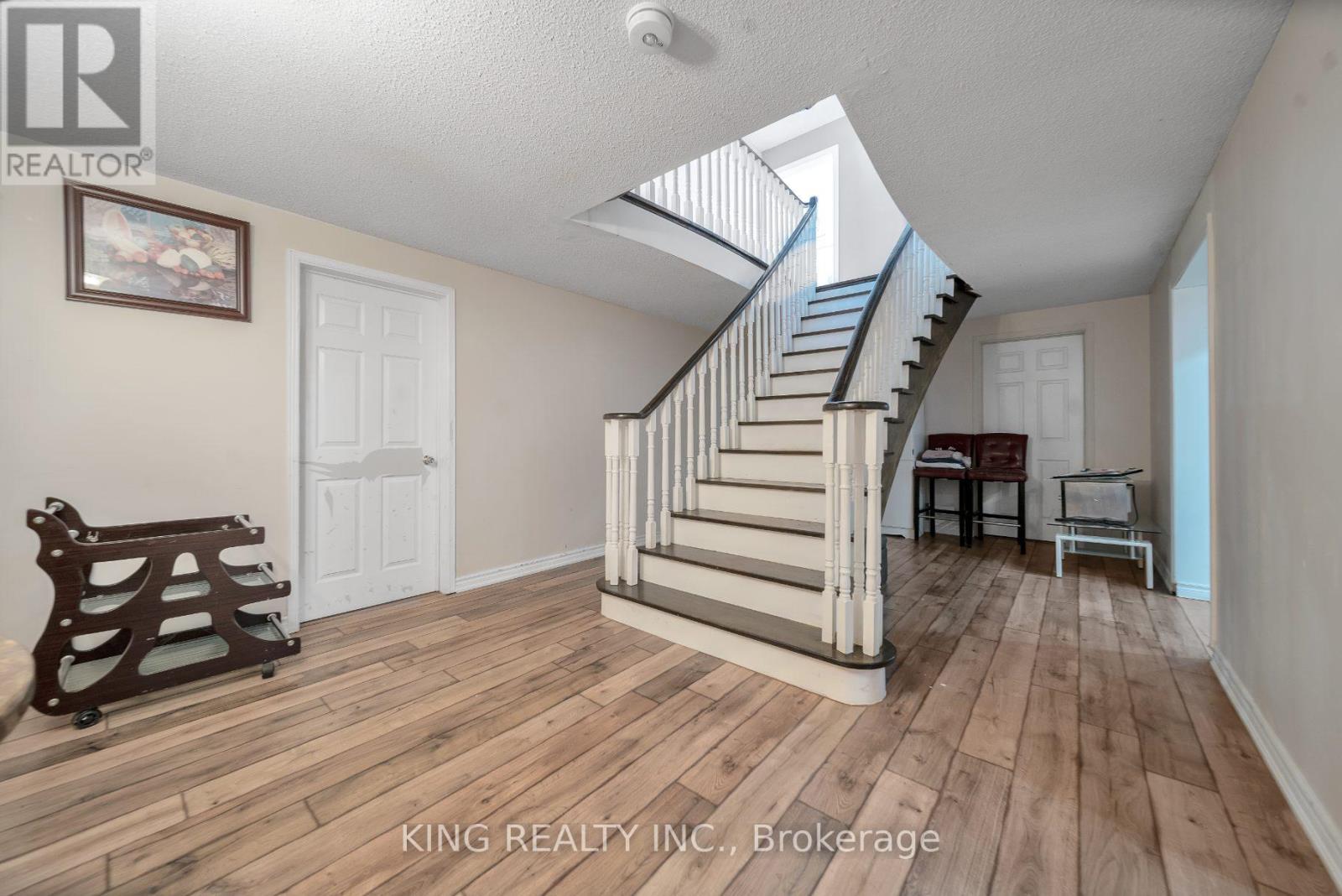2606 Ambercroft Trail, Mississauga, Ontario  L5M 4K3 - Photo 42 - W12419914