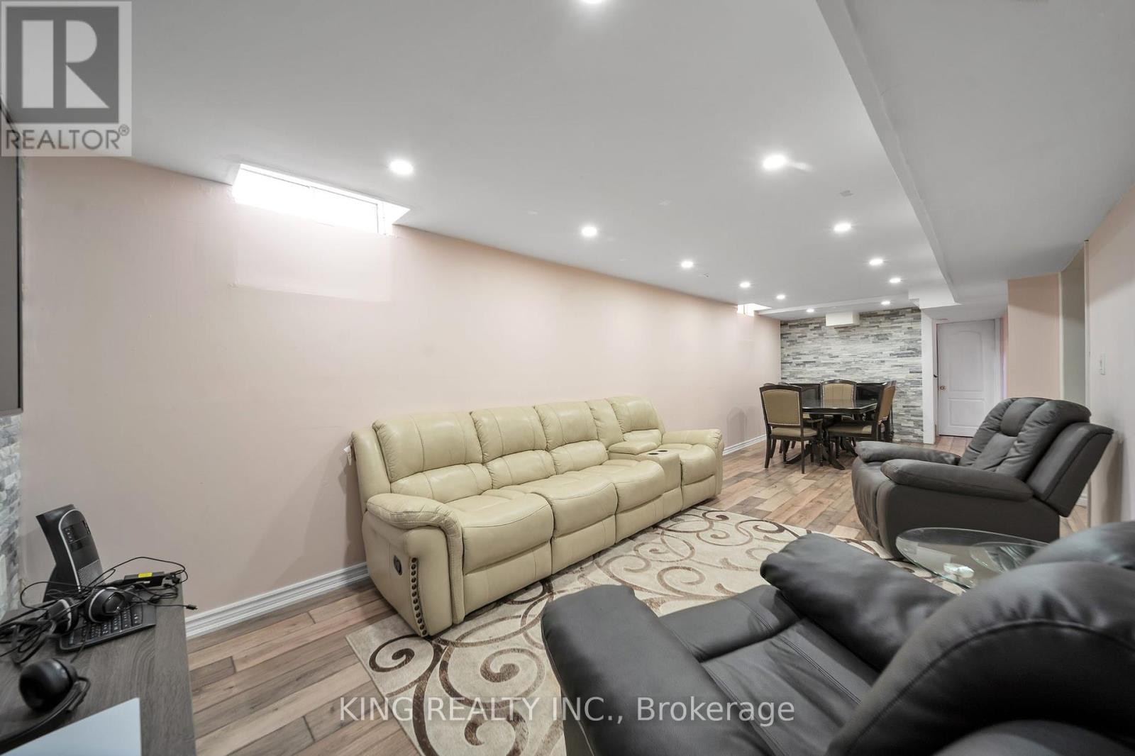 2606 Ambercroft Trail, Mississauga, Ontario  L5M 4K3 - Photo 44 - W12419914