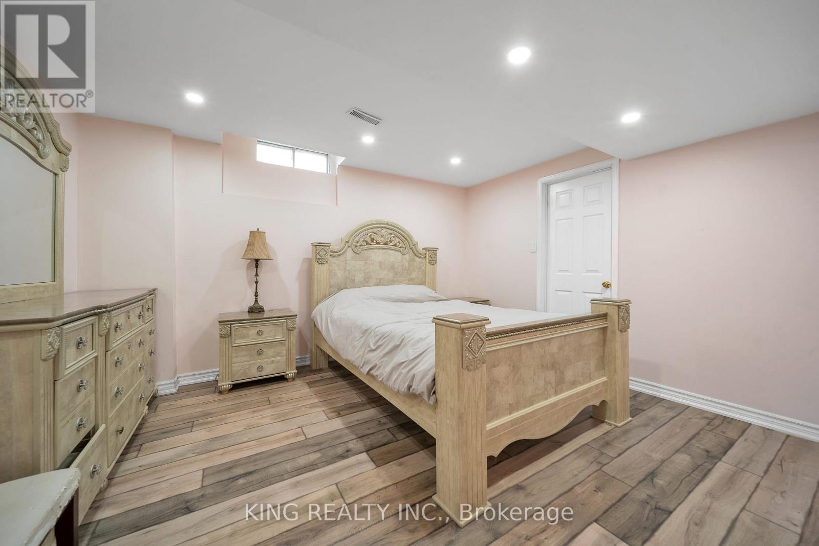 2606 Ambercroft Trail, Mississauga, Ontario  L5M 4K3 - Photo 45 - W12419914
