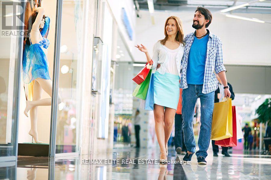 4 - 1400 Weston Road, Toronto, Ontario  M6M 5G5 - Photo 6 - W12419941