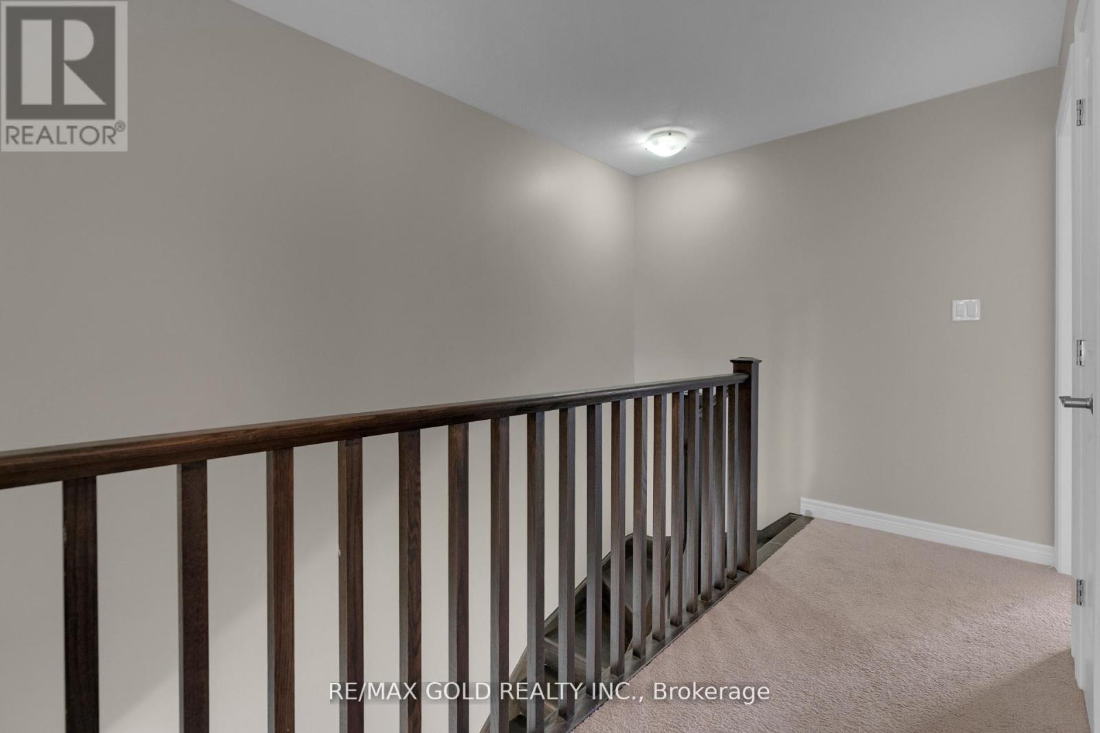 19 Santa Barbara Lane, Hamilton, Ontario  L9B 0J3 - Photo 29 - X12419882