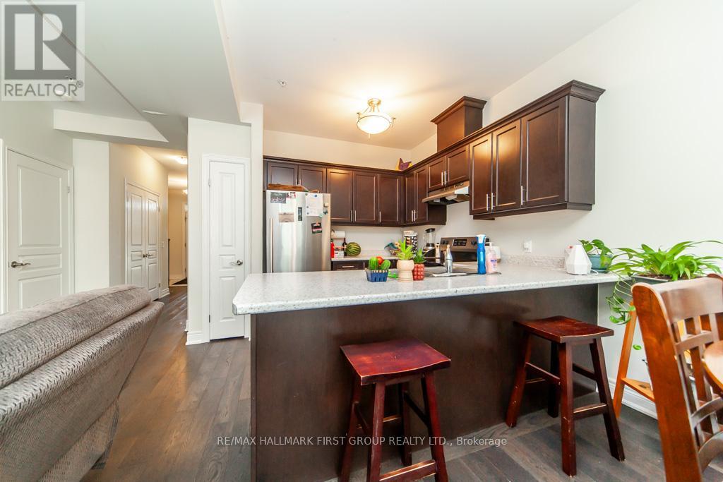 99 Manhattan Court, St. Catharines, Ontario  L2R 0B8 - Photo 10 - X12419975