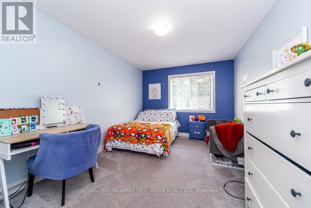 99 Manhattan Court, St. Catharines, Ontario  L2R 0B8 - Photo 21 - X12419975