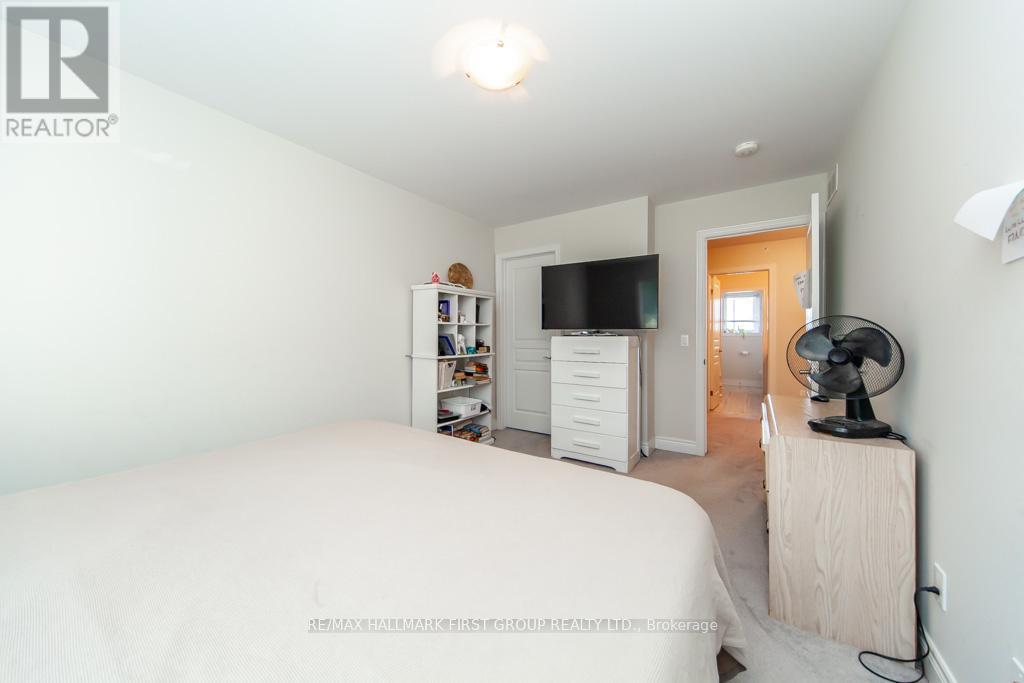 99 Manhattan Court, St. Catharines, Ontario  L2R 0B8 - Photo 26 - X12419975
