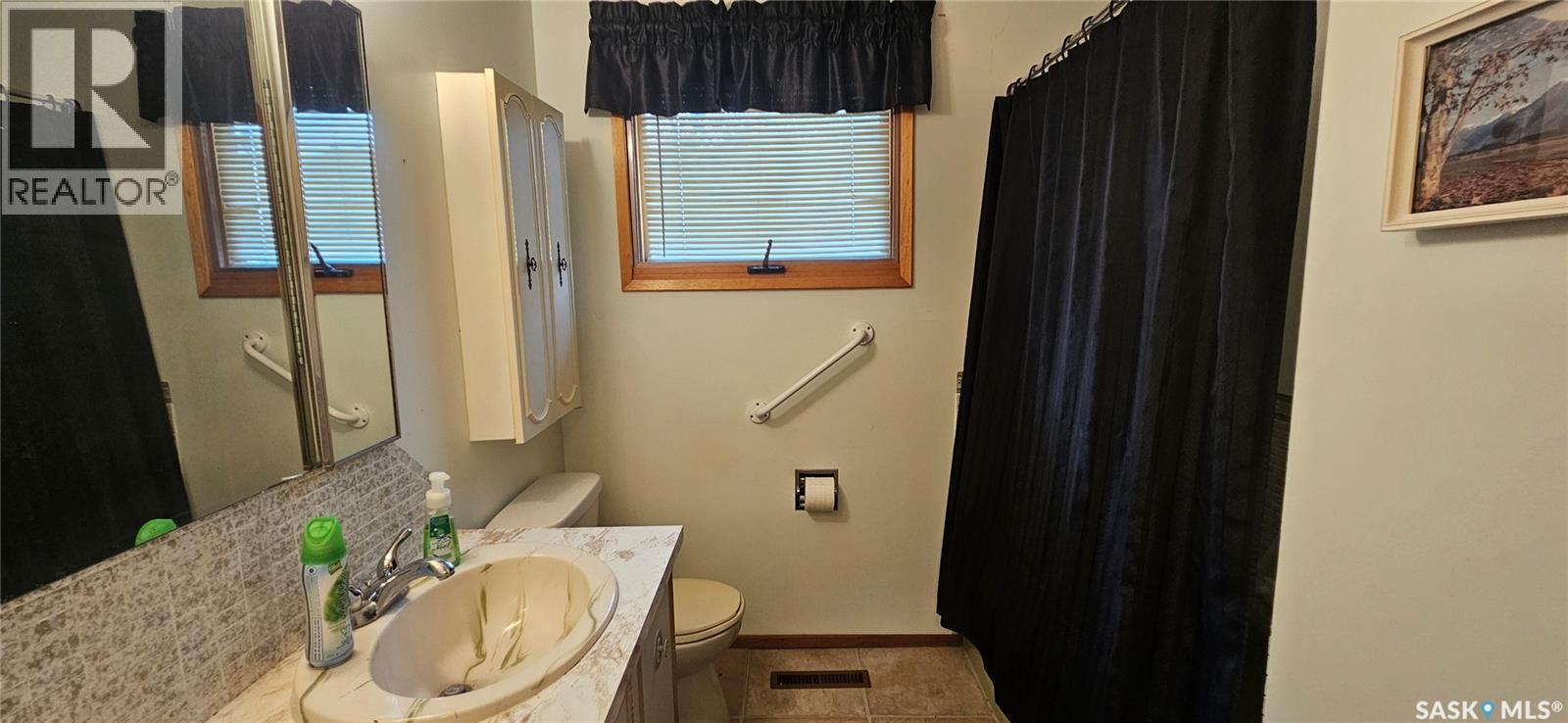 1101 Division Street, Vanguard, Saskatchewan  S0N 2V0 - Photo 14 - SK019022