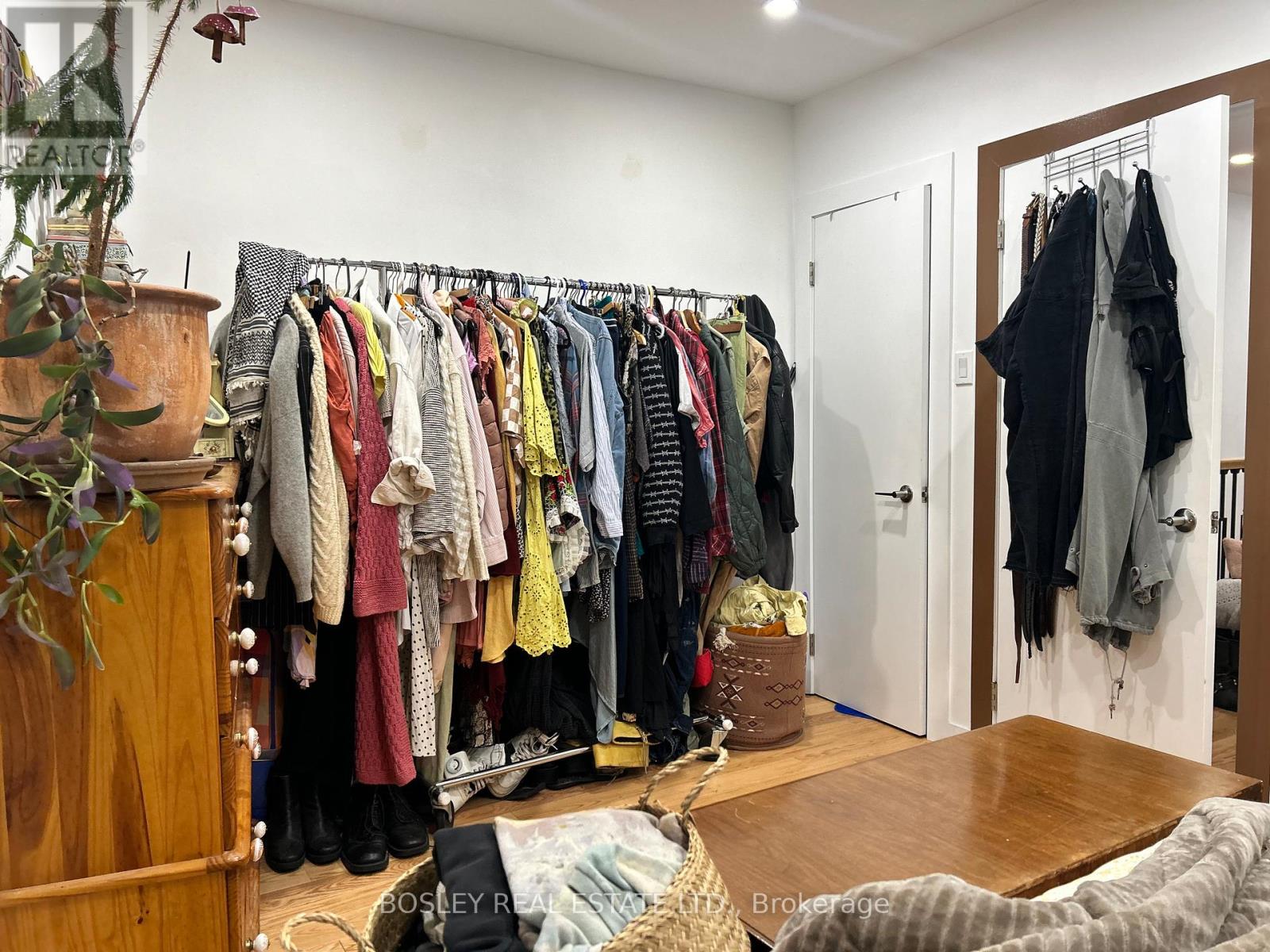 A - 926 Kingston Road, Toronto, Ontario  M4E 1S5 - Photo 18 - E12419227