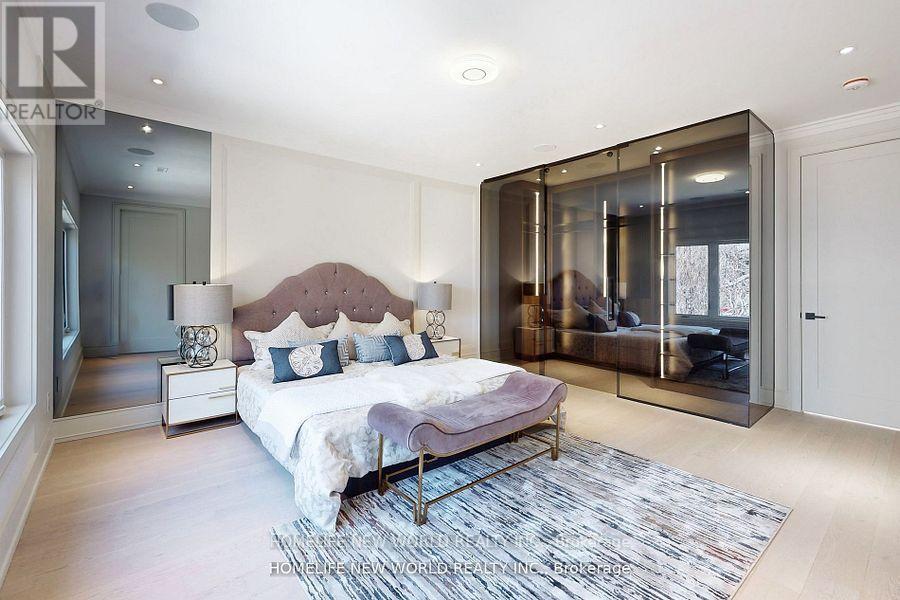 168 Glenvale Boulevard, Toronto, Ontario  M4G 2W3 - Photo 18 - C12420015