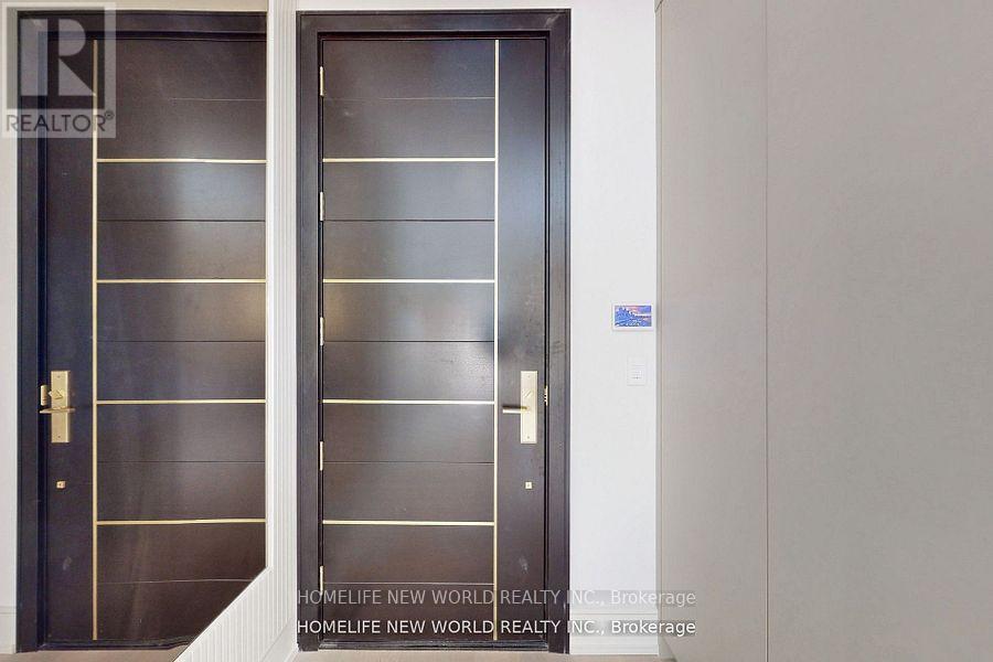 168 Glenvale Boulevard, Toronto, Ontario  M4G 2W3 - Photo 3 - C12420015
