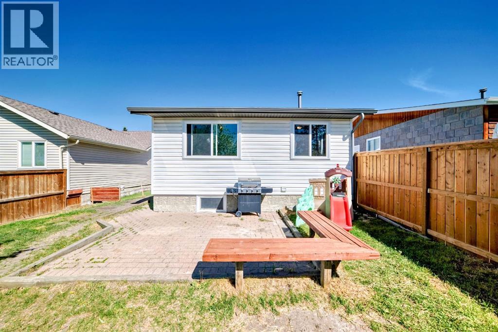 66 Eldridge Rise Se, Airdrie, Alberta  T4B 1C4 - Photo 37 - A2256612