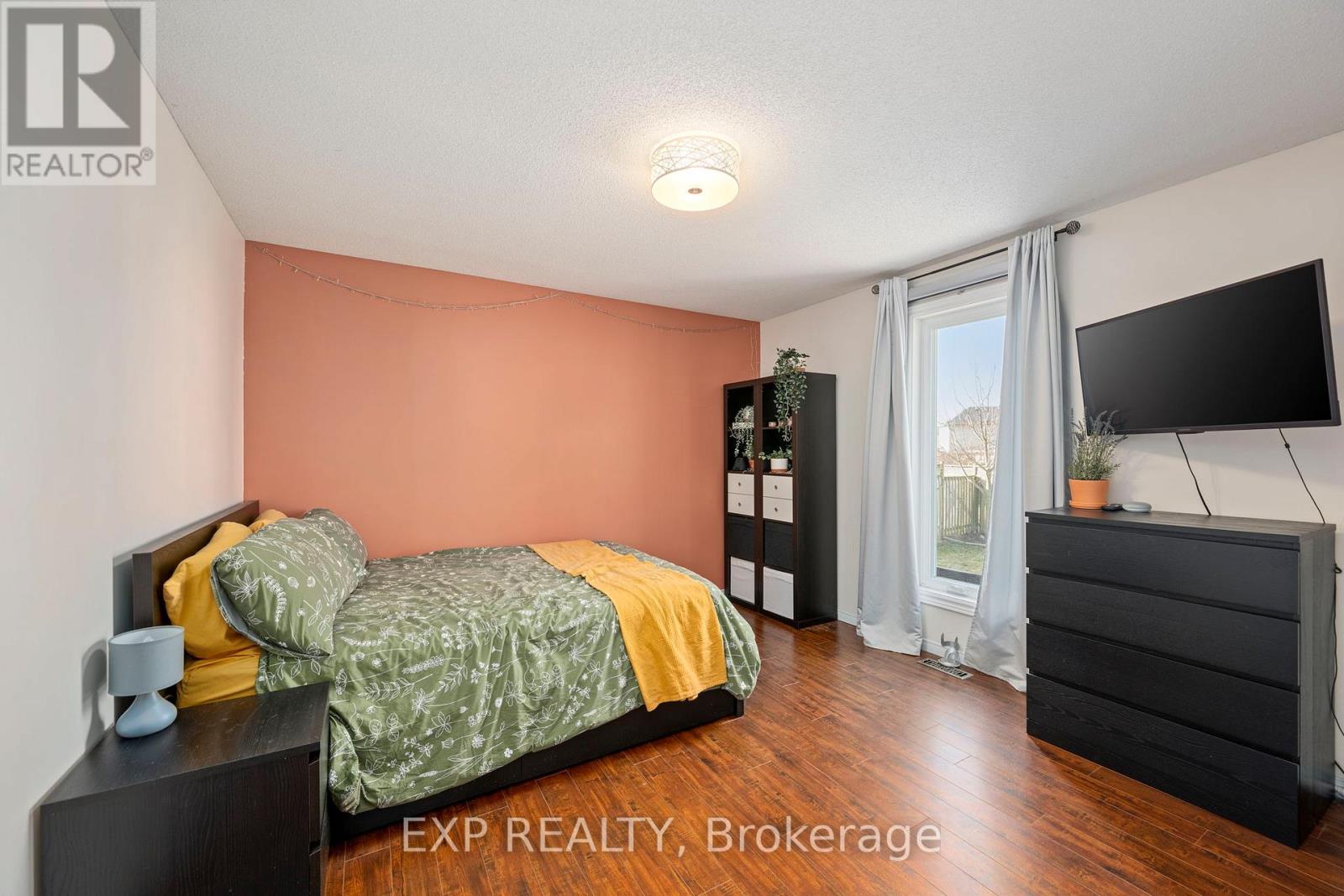 1852 Bloom Crescent, London North, Ontario  N5X 4N2 - Photo 10 - X12420100