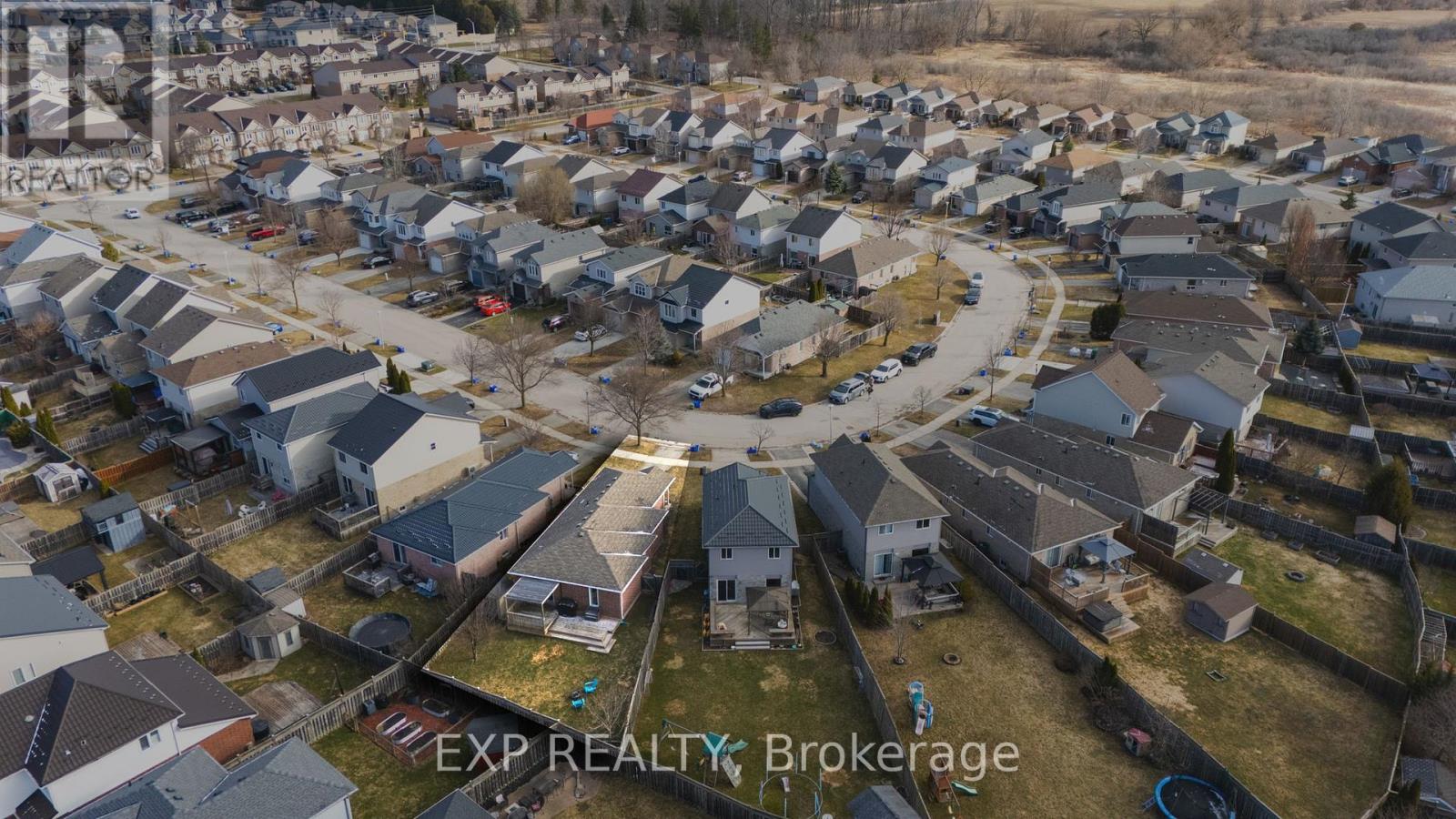 1852 Bloom Crescent, London North, Ontario  N5X 4N2 - Photo 35 - X12420100