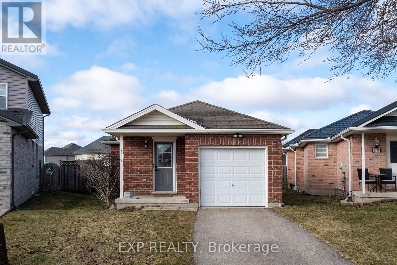 1852 Bloom Crescent, London North, Ontario  N5X 4N2 - Photo 38 - X12420100