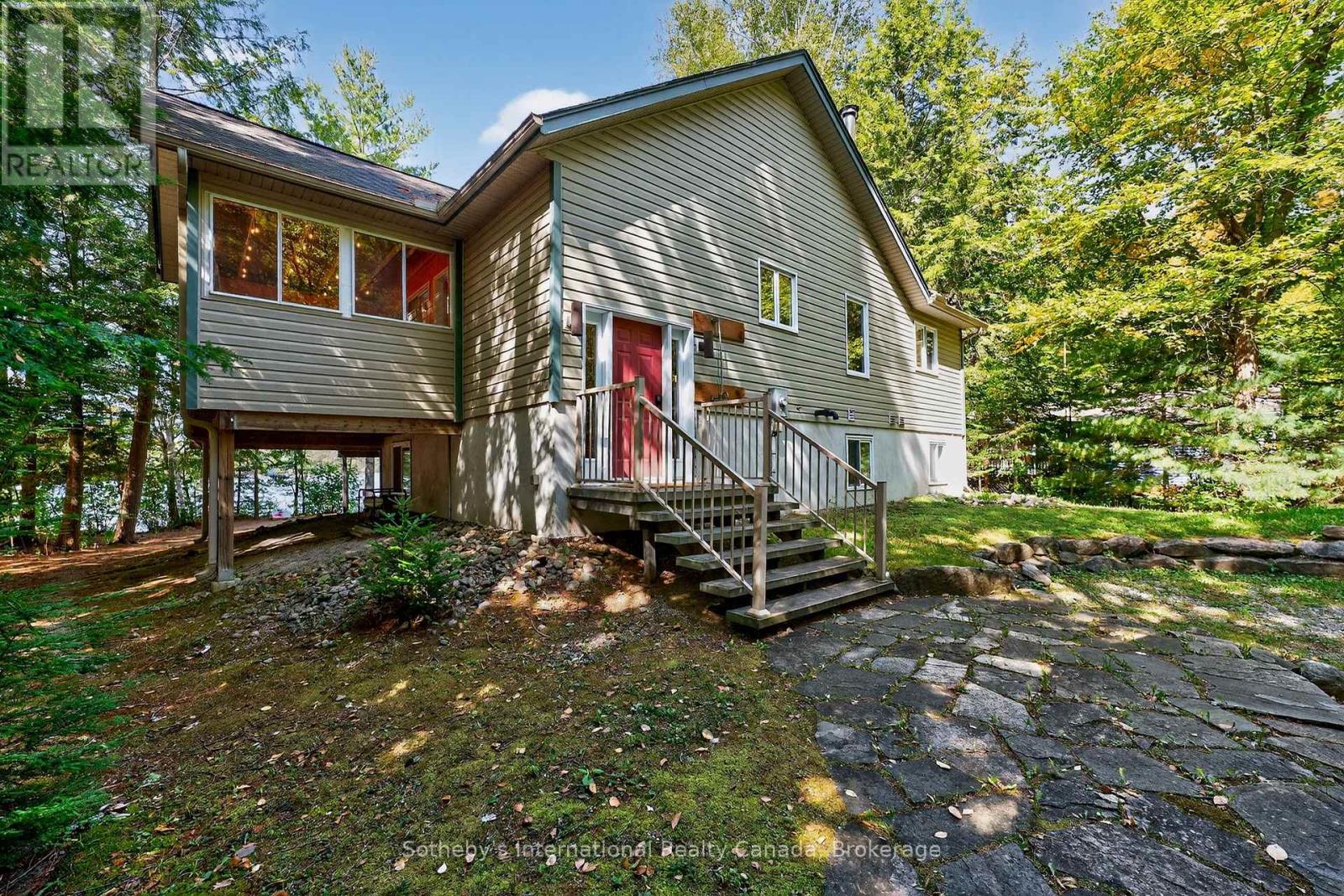 1352 Dignan Road, Dysart Et Al, Ontario  K0M 1S0 - Photo 46 - X12420063