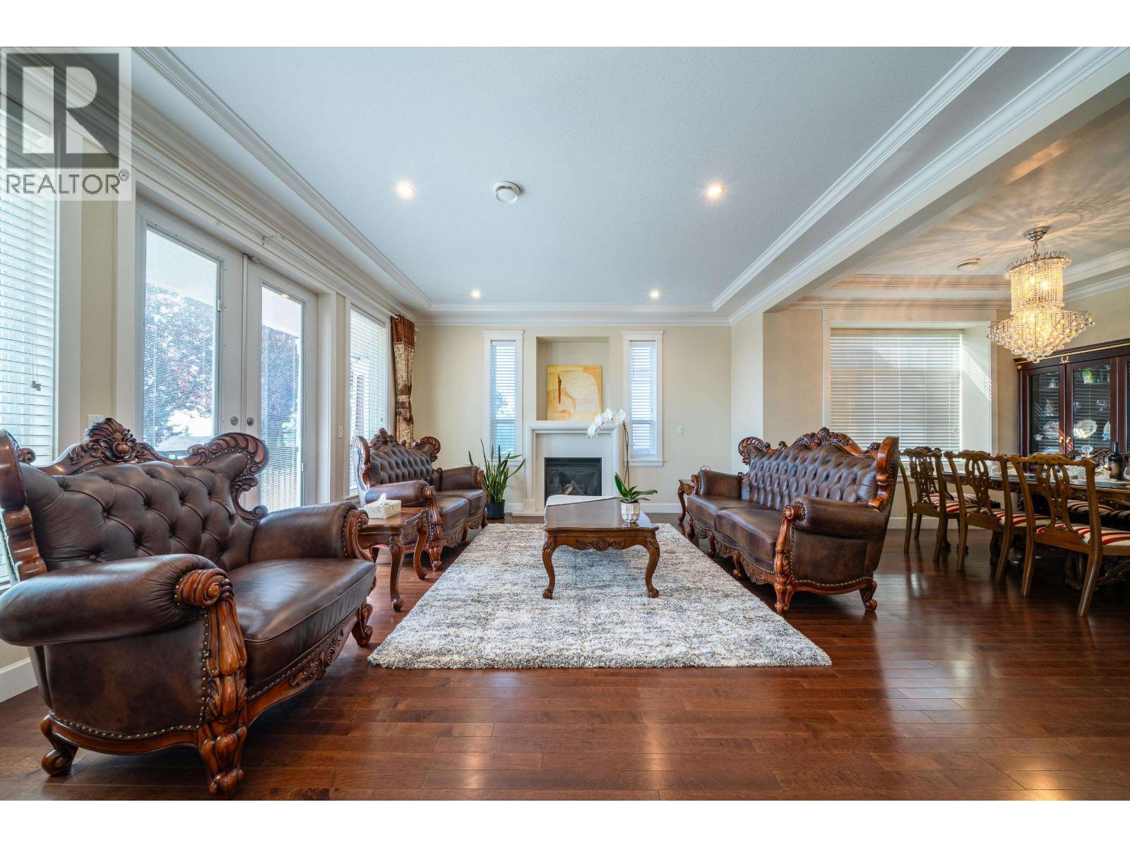 5511 Mckee Street, Burnaby, British Columbia  V5J 2T9 - Photo 2 - R3050581