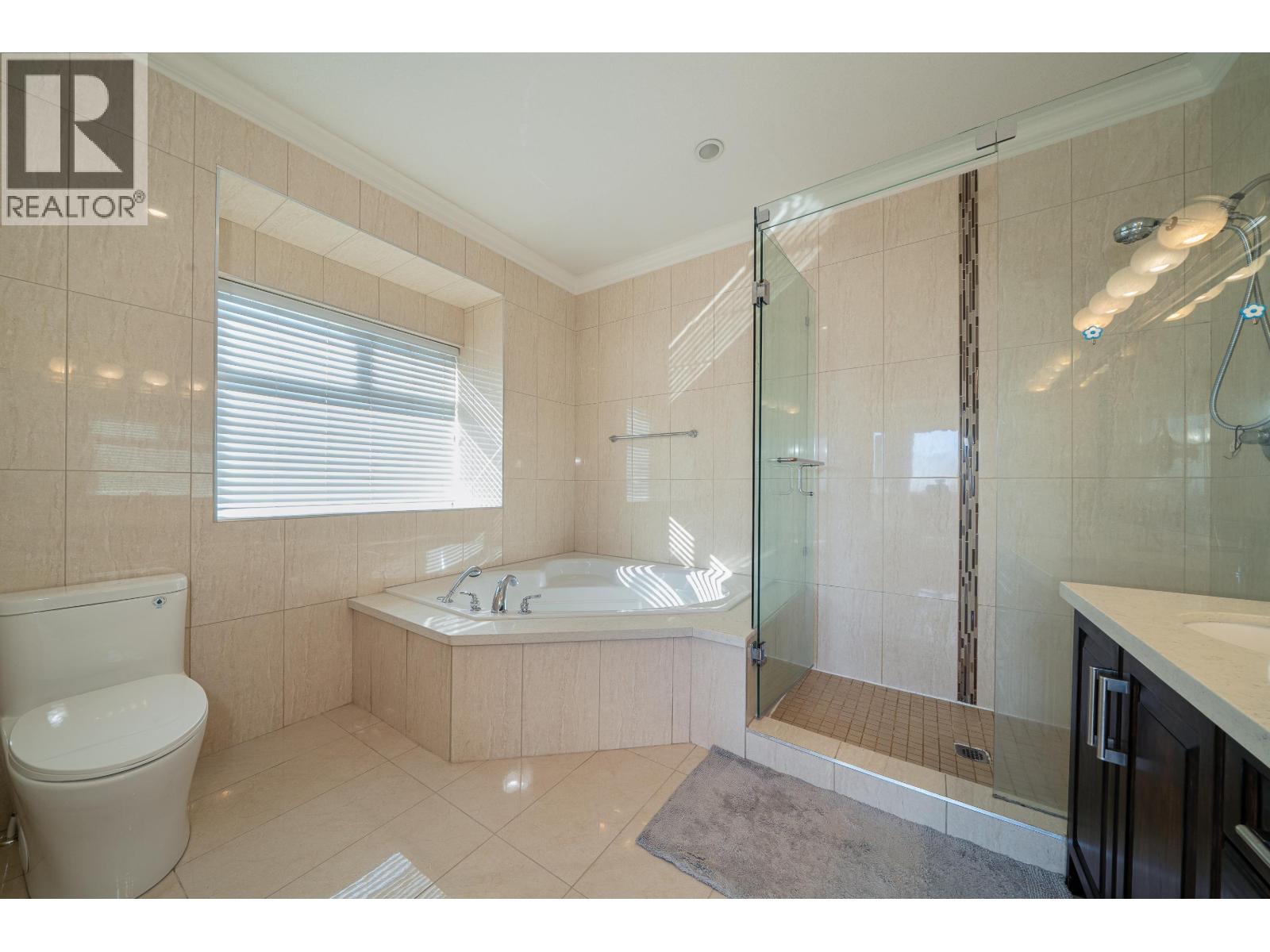 5511 Mckee Street, Burnaby, British Columbia  V5J 2T9 - Photo 27 - R3050581