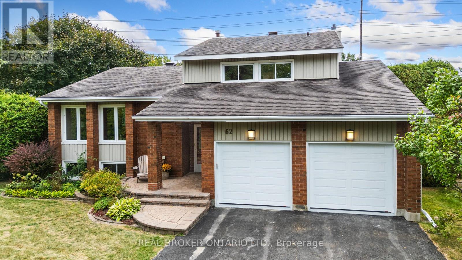 62 Herschel Crescent, Ottawa, Ontario  K2L 1Z6 - Photo 1 - X12420053