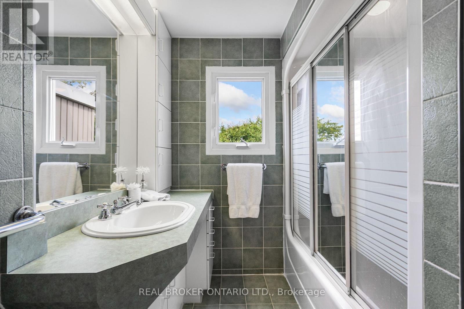 62 Herschel Crescent, Ottawa, Ontario  K2L 1Z6 - Photo 33 - X12420053