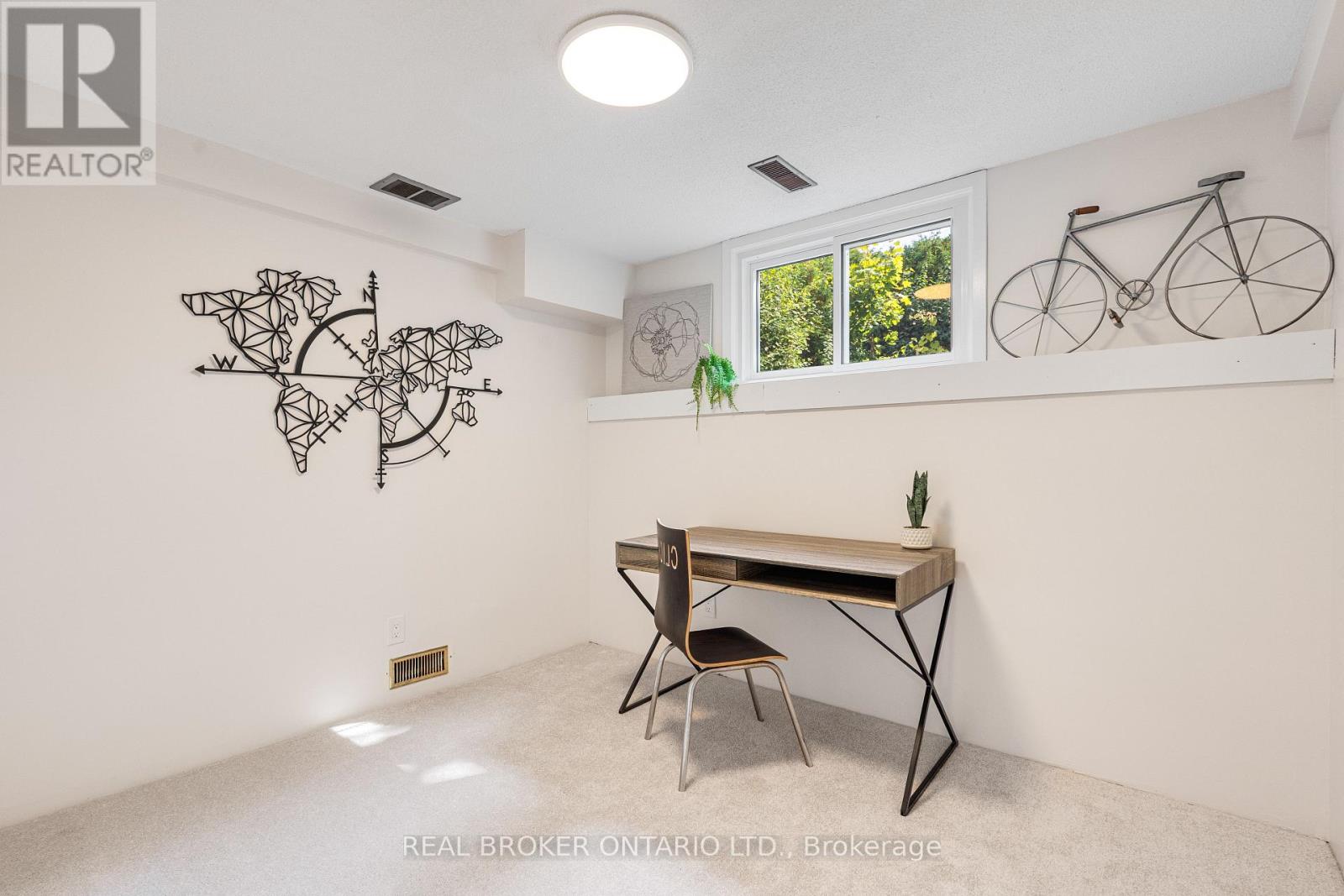 62 Herschel Crescent, Ottawa, Ontario  K2L 1Z6 - Photo 39 - X12420053