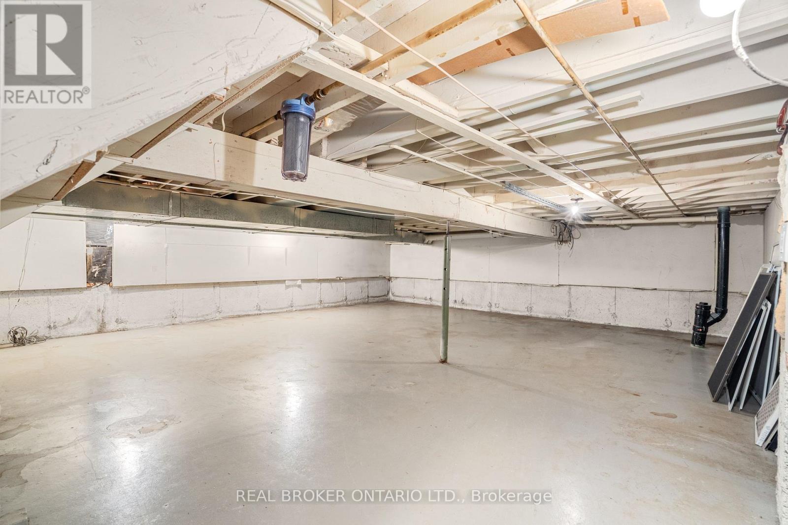 62 Herschel Crescent, Ottawa, Ontario  K2L 1Z6 - Photo 42 - X12420053