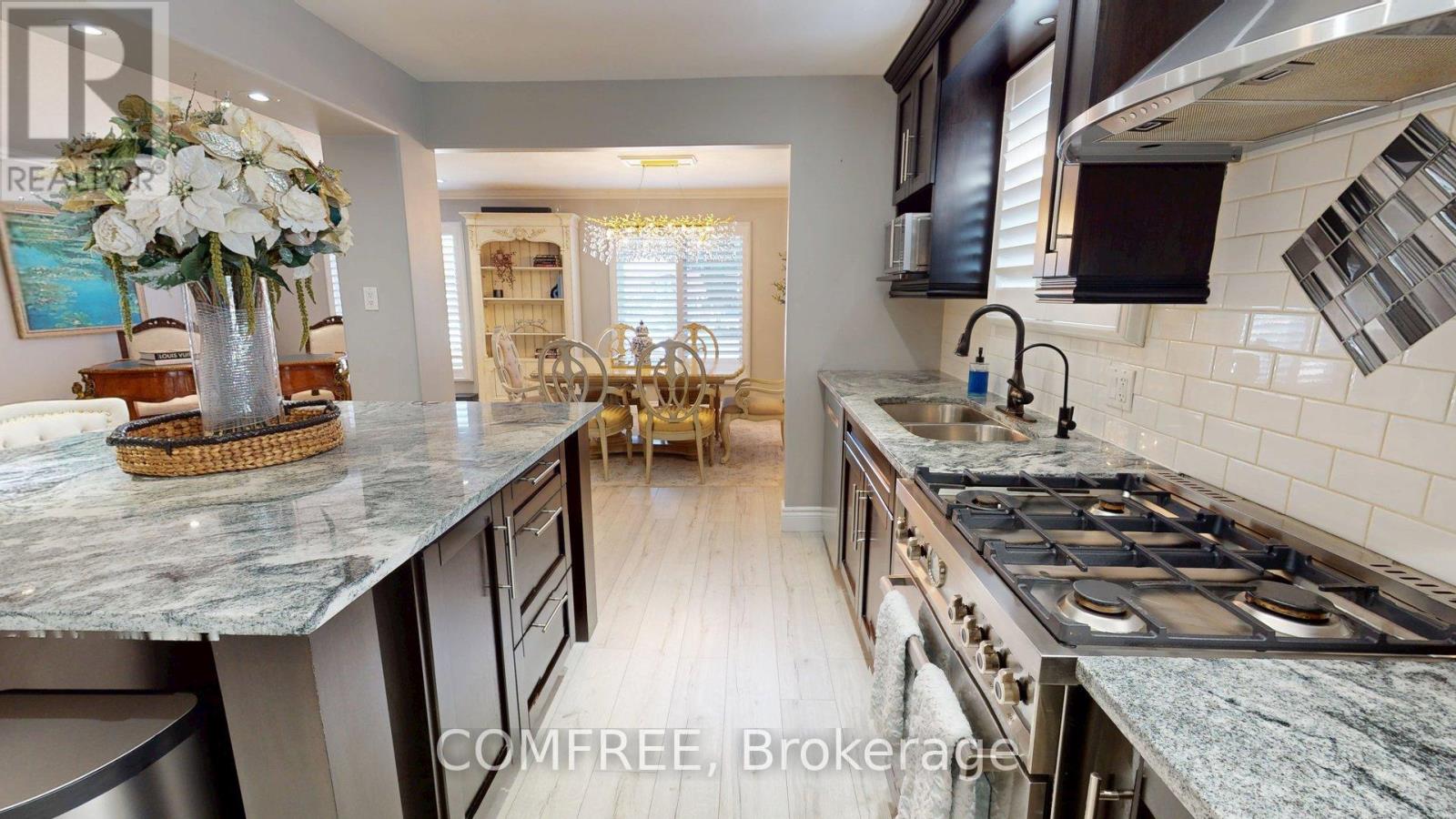 5 Beechwood Avenue, Brantford, Ontario  N3R 6Z1 - Photo 32 - X12420088