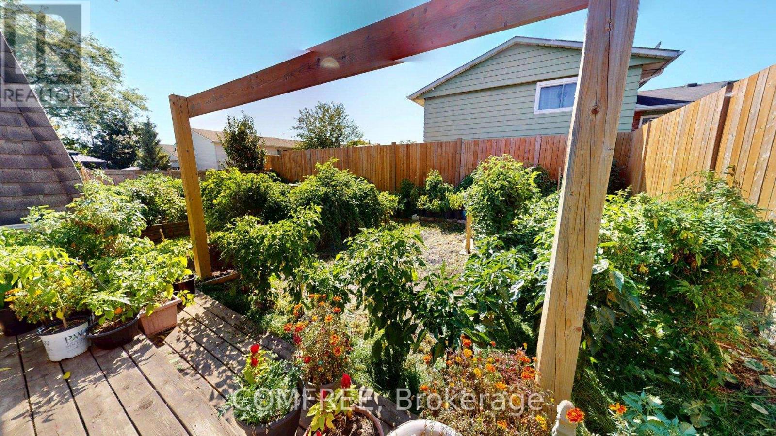 5 Beechwood Avenue, Brantford, Ontario  N3R 6Z1 - Photo 49 - X12420088