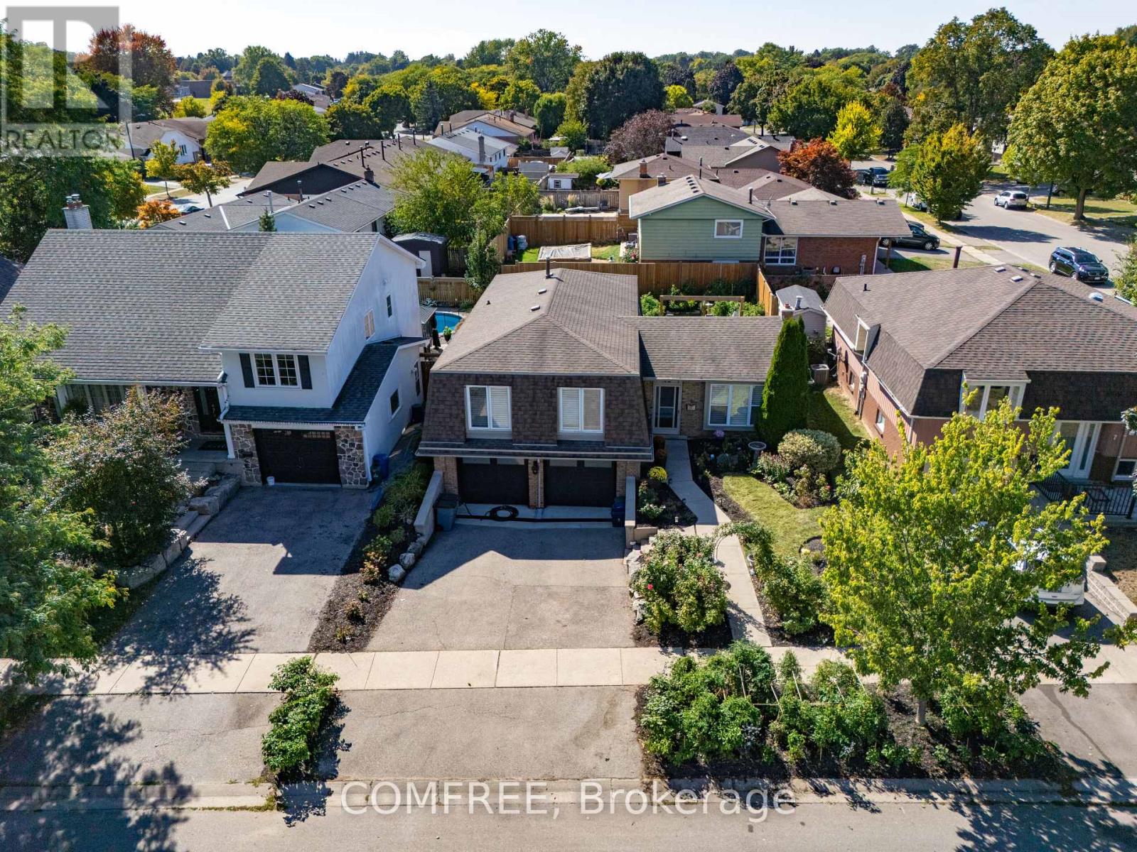 5 Beechwood Avenue, Brantford, Ontario  N3R 6Z1 - Photo 5 - X12420088