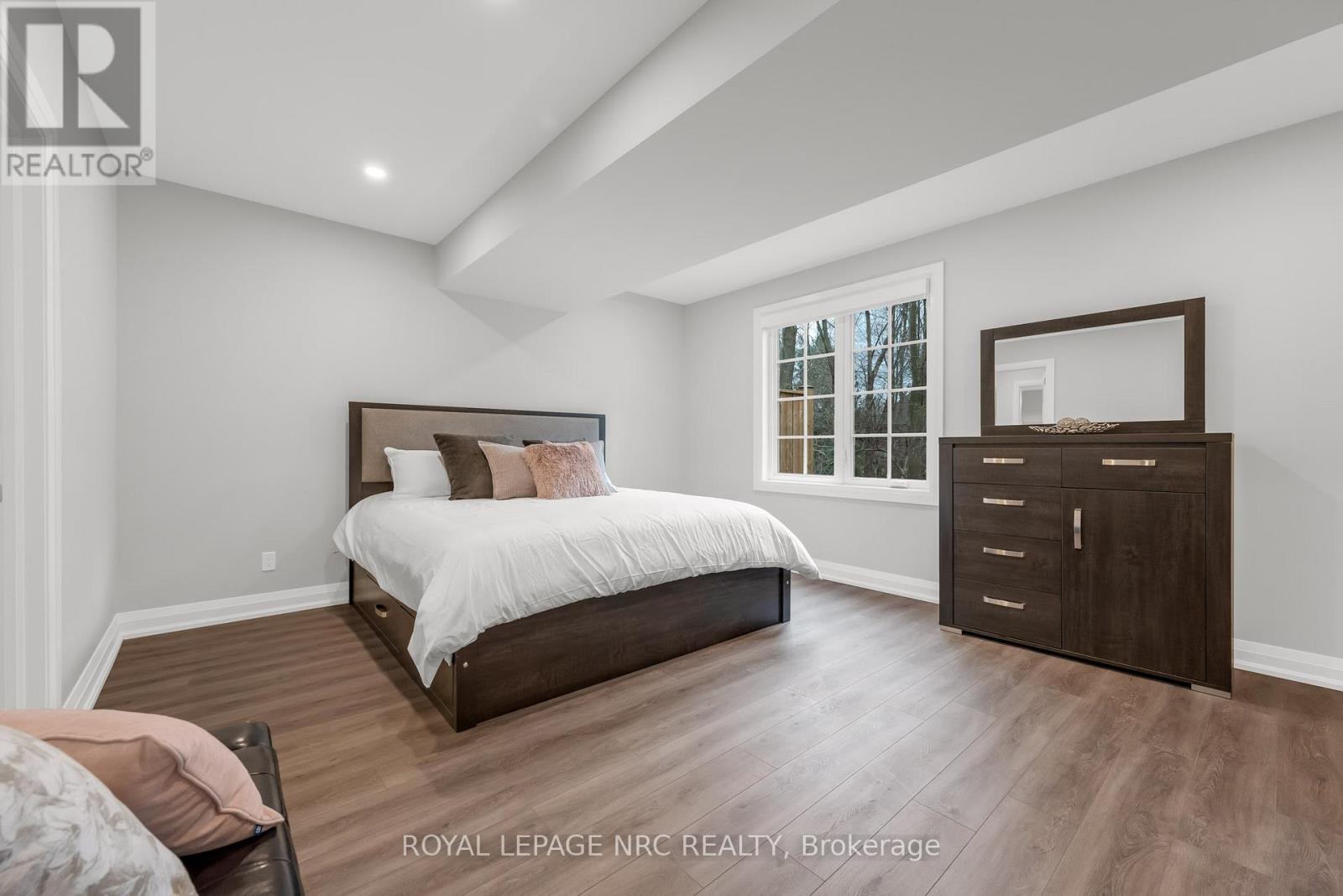 18 - 190 Canboro Road, Pelham, Ontario  L0S 1E0 - Photo 40 - X12420071