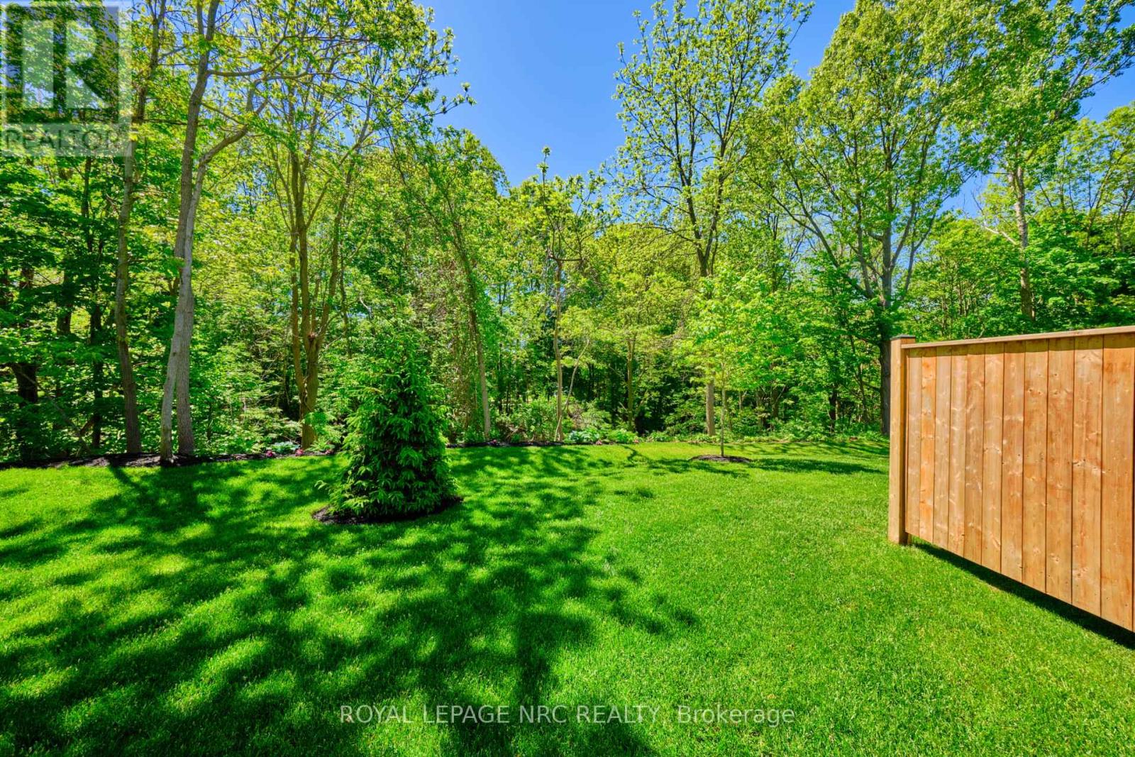 18 - 190 Canboro Road, Pelham, Ontario  L0S 1E0 - Photo 5 - X12420071