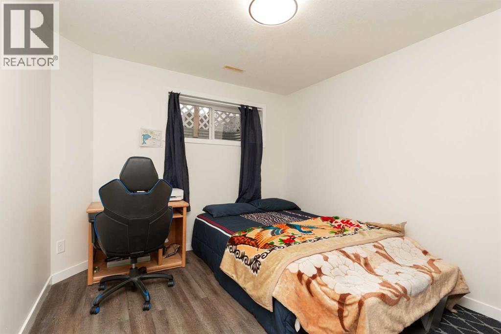 Property at 619 Florence Ho Leong Crescent N image 4