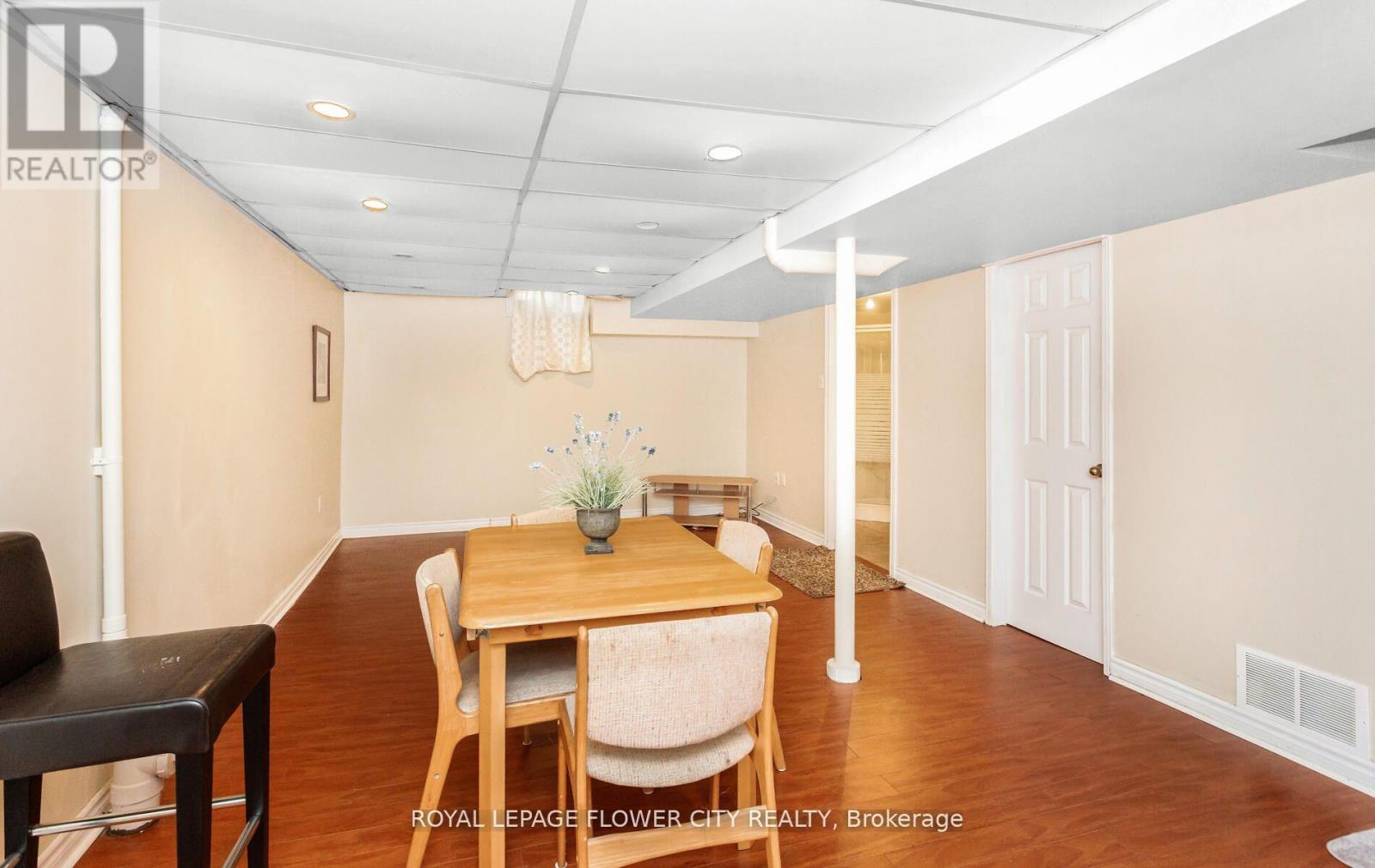 41 Chipstead Avenue, Brampton, Ontario  L6X 4H2 - Photo 37 - W12420038