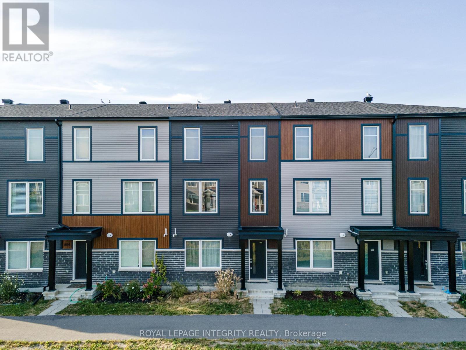 806 EVERBLOOM LANE, Ottawa, Ontario