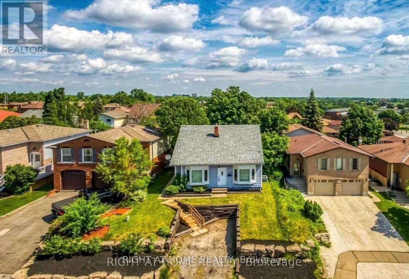 1025 Stone Church Road E, Hamilton, Ontario  L8W 1B2 - Photo 9 - X12420033