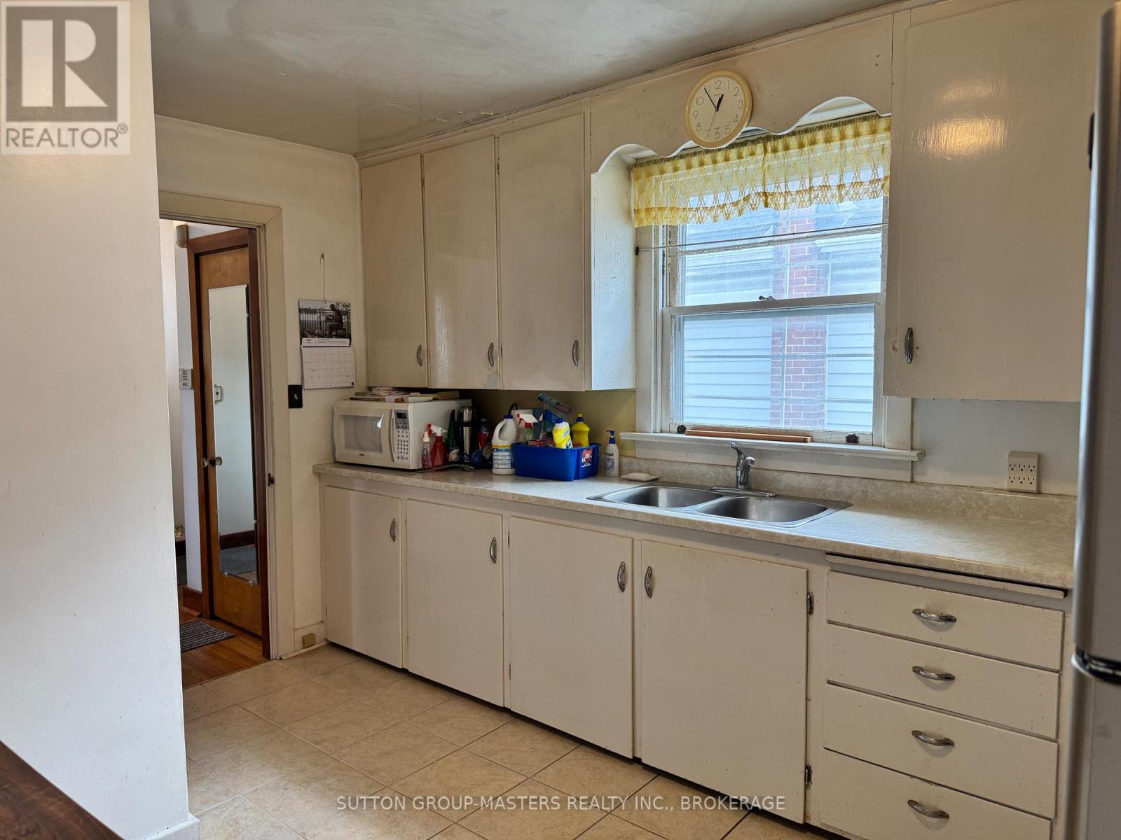 366 Division Street, Kingston, Ontario  K7K 4A3 - Photo 5 - X12414228